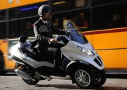 Piaggio MP3 Hybrid